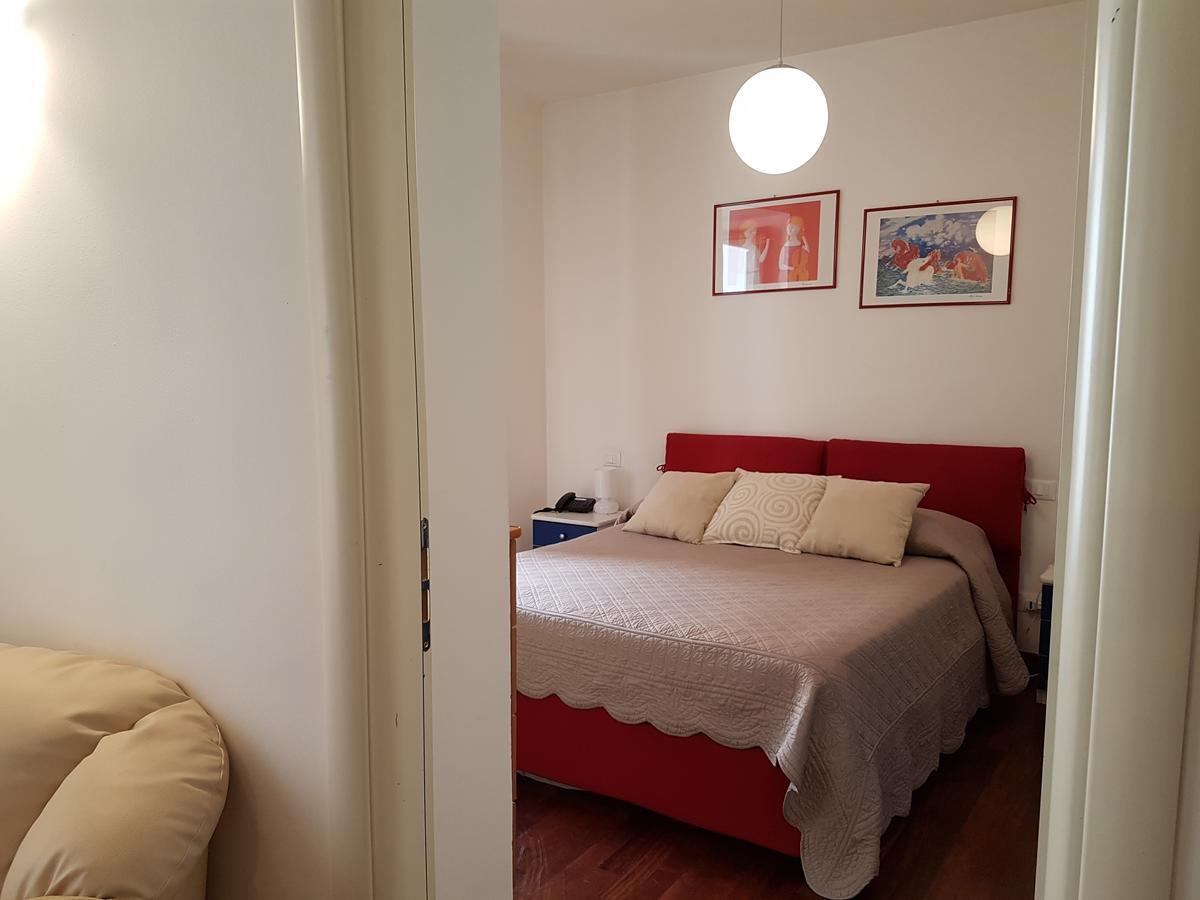 Apartmán Bed & Parking Palermo Exteriér fotografie