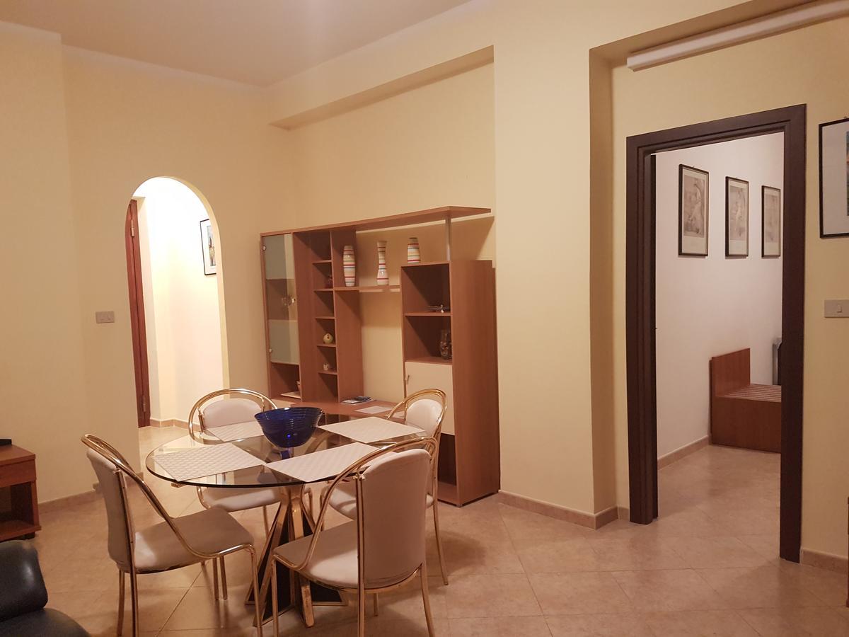 Apartmán Bed & Parking Palermo Exteriér fotografie